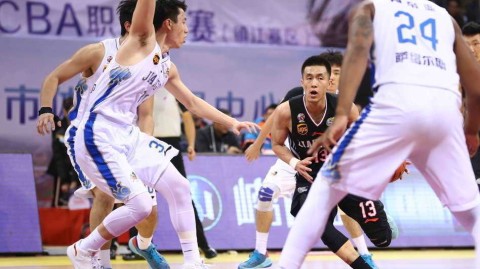 辽篮众将圣诞夜集体爆发 客场完胜江苏肯帝亚