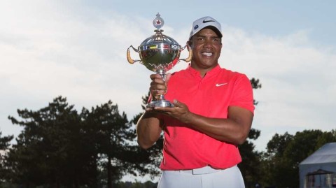 维加斯加洞赛绝杀霍夫曼 成功卫冕加拿大公开赛