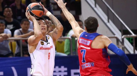 南粤锋雨斗欧陆铁军，朱芳雨周鹏率广东宏远激战莫斯科中央陆军