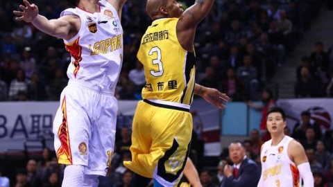 深穗战役全面开花，主场大捷送别老马