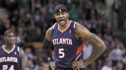 从鹰王到火箭救兵：约什·史密斯职业生涯的跌宕起伏