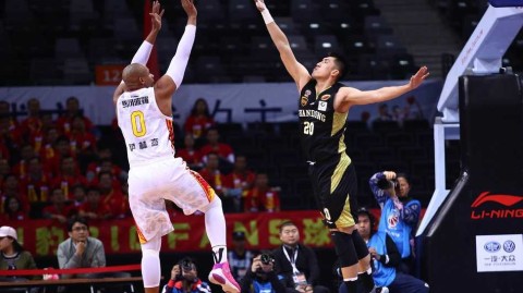 深圳烈豹主场狂胜山东金星，萨林杰史诗级双响炮引爆全场