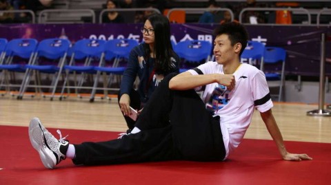 南粤星辉映娇容 莞邑全明星周末场内外风采记