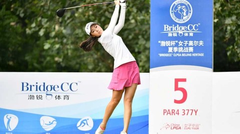 汉服与球杆共舞 蓝湾大师赛绽放东方之美