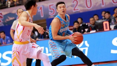 铁血战场铸辉煌：西热力江巧施妙手，刘炜篮下舞龙蛇