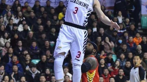 CBA第36轮主场收官战，辽宁本钢全民皆兵大胜深圳马可波罗