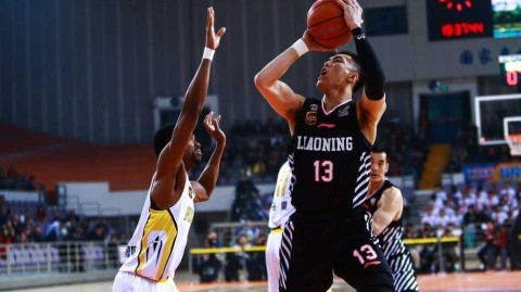 本土双星闪耀，辽宁逆转浙江取季后赛开门红