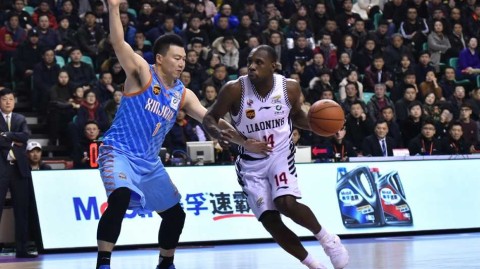 辽疆大战强势双杀卫冕冠军 巴斯韩德君联手摧毁新疆内线