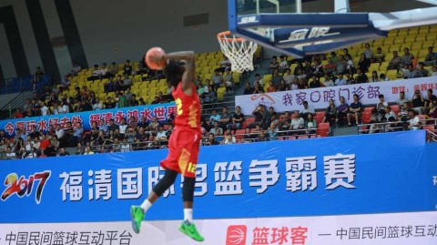 福清男篮争霸赛上演激情碰撞 俄罗斯巨塔发威力擒立陶宛