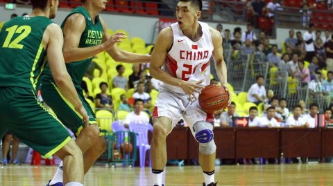 小鲨鱼硬凿禁区方硕穿针引线 国奥三军用命险胜立陶宛