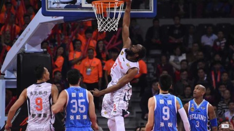 京粤大战经典回眸：迪奥古神勇发挥，广东主场大胜北京