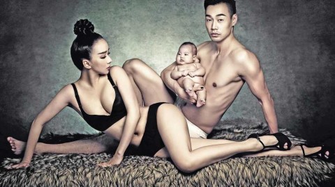 球场铁汉的柔情时刻：中国篮坛名宿与他们的“小小接班人”