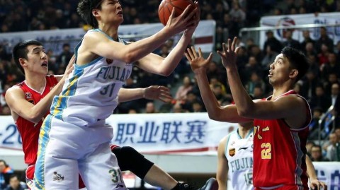 大王内线翻江倒海赵泰隆神射无双 福建主场大胜八一完美收官