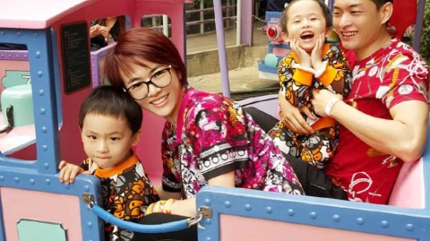 从追风少年到温柔奶爸，陈江华一家的幸福篮球人生