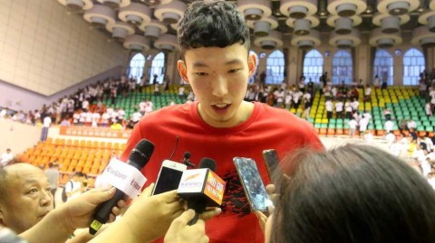 周琦留守新疆首亮相 飞虎喀什大胜广东宏远