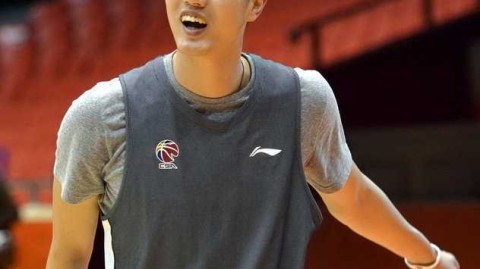 京城悍将满血归来：翟晓川率首钢众将挥汗备战，静候齐鲁决