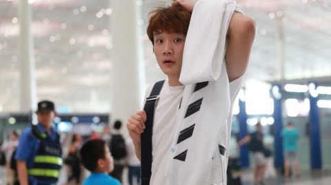 丁彦雨航周琦驰援深圳，男篮红队终迎核心归队