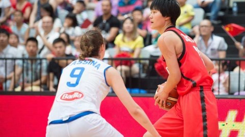 U17女篮世青赛半决赛激战 中国小将憾负意大利无缘争冠