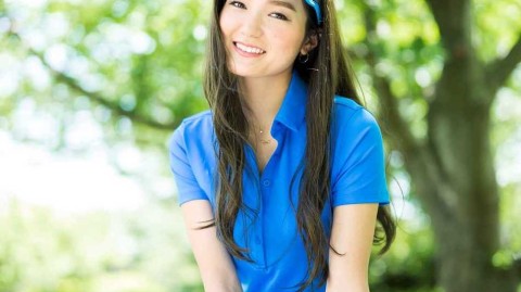 绿茵场上的时尚风潮：高尔夫与女性魅力的优雅邂逅