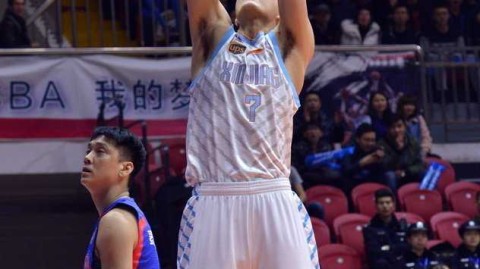 红山岁月：新疆飞虎的冠军拼图与那些热血面孔