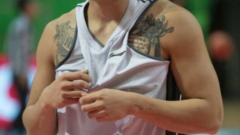 南京同曦新赛季蓄势待发 宝岛尖刀周仪翔纹身抢镜