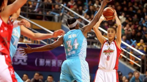 WCBA总决赛京旅客场大捷 女篮卫冕之路强势开局
