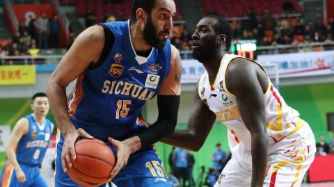 CBA常规赛第十轮南京同曦火力全开大胜四川，结束连败