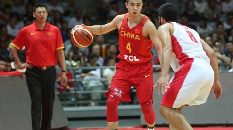 热血长春：男篮红队逆转伊朗迎来首胜，青春风暴席卷冰城