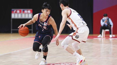 粤辽大战前夕的狂飙：广东宏远主场十二连胜轻取青春同曦