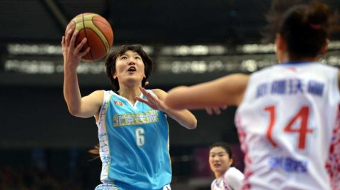 WCBA总决赛天王山之战：邵婷率北京苦胜新疆，查尔斯血染赛场憾负