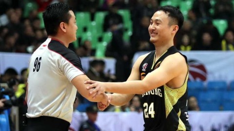 “川鲁大战山东笑到最后，莫泰小丁双星闪耀斩获四连胜”