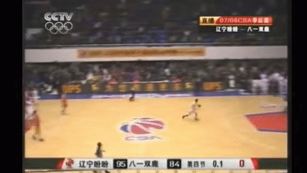 飞越巅峰的记忆：中国男篮黄金一代的扣篮绝唱