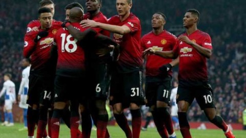 曼联2-0曼城：卡里克新帅首秀德比完胜（30字）