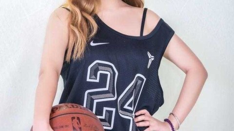 篮球宝贝全运助威团性感写真力挺广东男篮