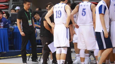 闵鹿蕾的守望与北京男篮的青涩代价