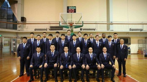 上海男篮群英谱：重温大鲨鱼崛起之路上的激情与梦想