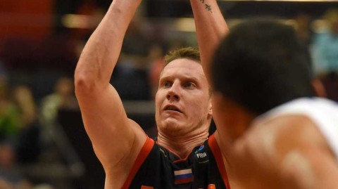 圣彼得堡篮球之夜：以色列客胜俄罗斯 捧起孔德拉申与贝洛夫杯