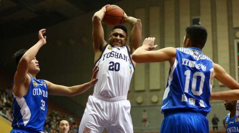 佛山主场惜败青岛，吉布森献准绝杀