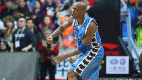 京城荣耀京沪决战单外援首钢破上海不败金身