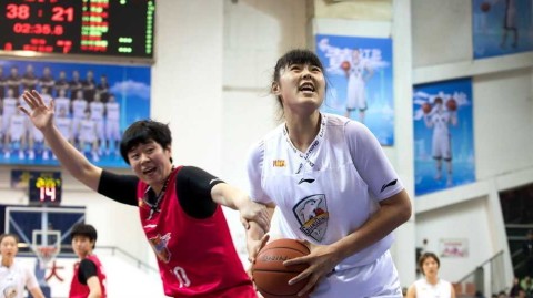 WCBA常规赛第20轮：广东女篮狂胜四川止颓势 新星闪耀展统治力