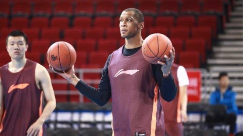 京狮蓄力待出征 团结一心剑指第四冠