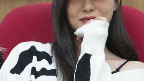 广厦主场惊现神仙颜值女球迷，胡金秋爆砍31分她竟是幕后动力？