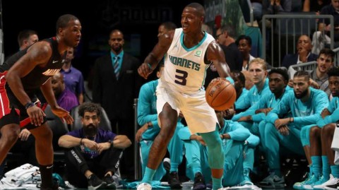 热火vs黄蜂季前赛：黄蜂111-108险胜热火