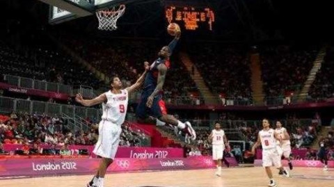 奥运男篮小组赛：替补三节狂轰39-14，梦十47分轻取突尼斯