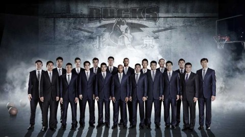 京城男模剑指四冠：北京男篮正装照里的铁血柔情