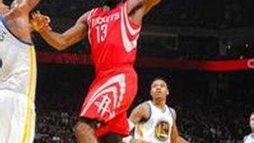 库里复出29分难救主！勇士1分惜败火箭