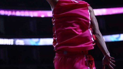 全明星扣篮盛宴：王潼飞跃巅峰，群星闪耀东莞夜空