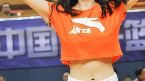 铁血玫瑰与热舞青春：二〇一七赛季WCBA半决赛八一沈部生死战场边最靓风景