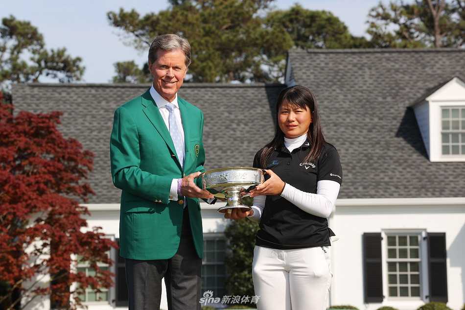 延长赛关键时刻，梶谷翼屏息凝神，准备推出决定冠军归属的一推