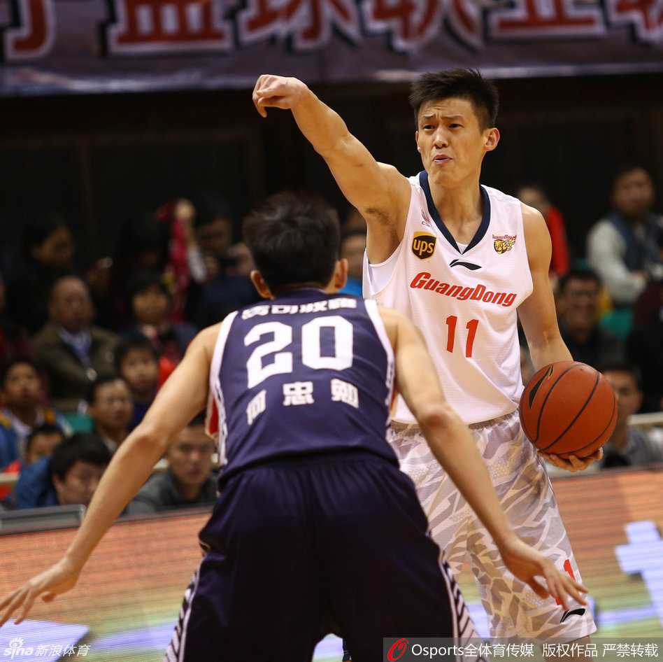 北区外援比斯利与辽宁射手贺天举联手，誓要在全明星赛掀起进攻风暴